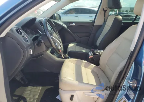 2017 Volkswagen Tiguan Wolfsburg z USA, uszkodzony, nr VIN WVGRV7AX9HK020806